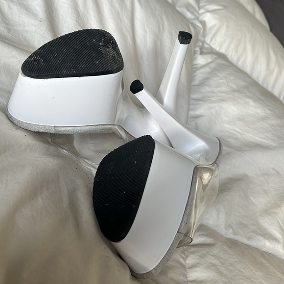 Clear Stilettos - Picture 4 of 5